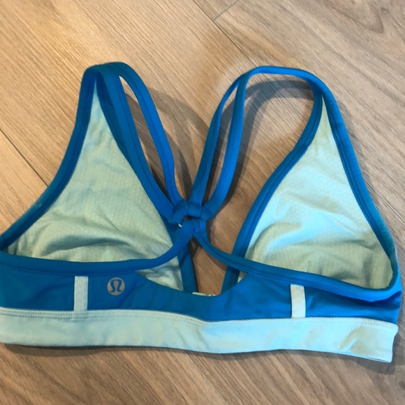 Lululemon Sports Bra - Picture 5 of 8